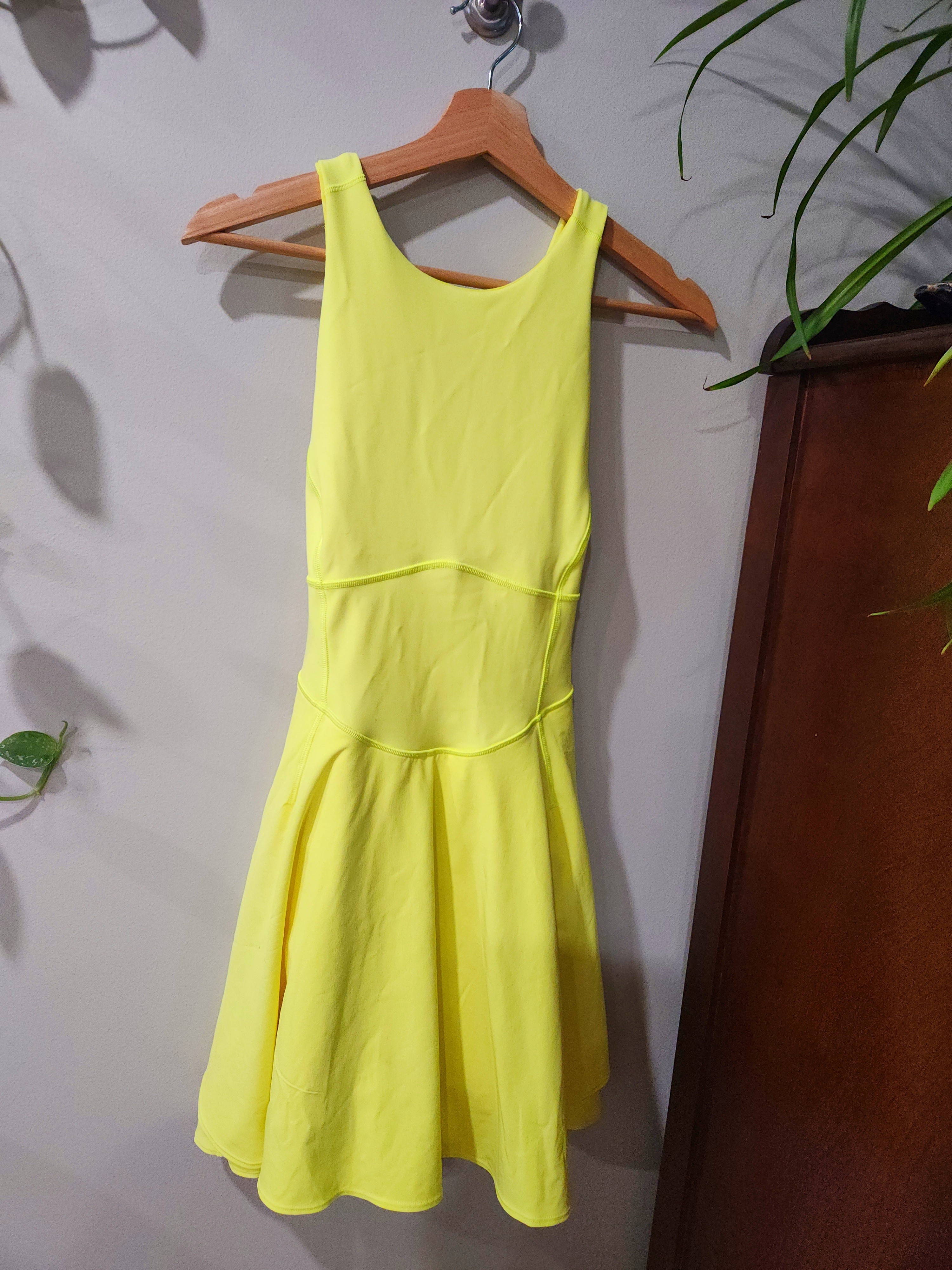 Lululemon Court Crush Dress Electric Lemon Size 4